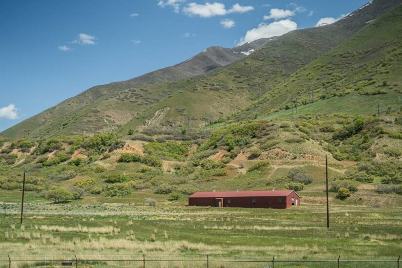 Photo of Hills and Barnadorium